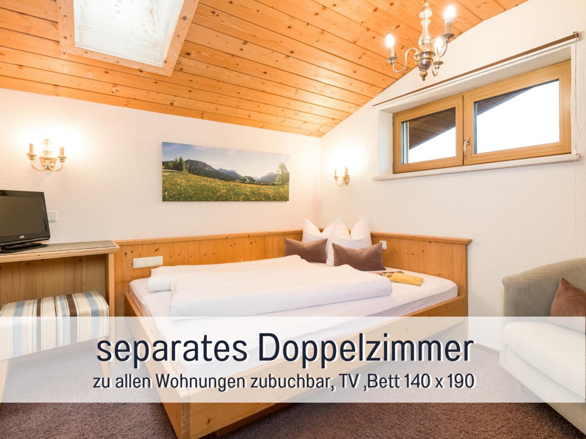 Apartments Tannheim - Bei Birgit Mariacher - Inklusive Sommerbergbahnen - Infrarotsauna & Broetchenservice - Zentral Mit Bergblick Bagian luar foto